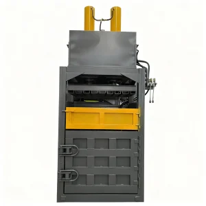 Vertical small hydraulic baler