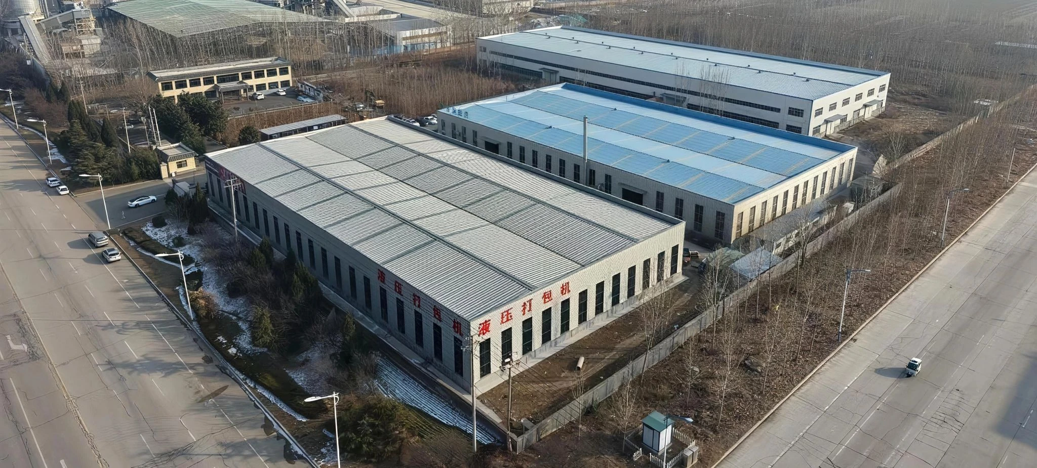 section our factory hydraulic baler production 02