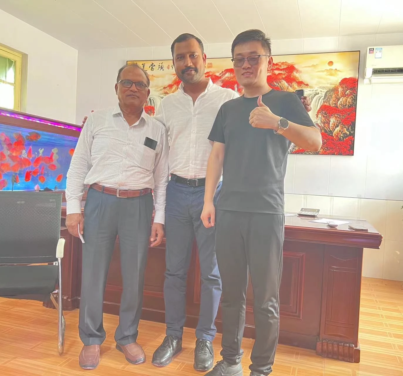 global-customer-visit-industrial-equipment-factory